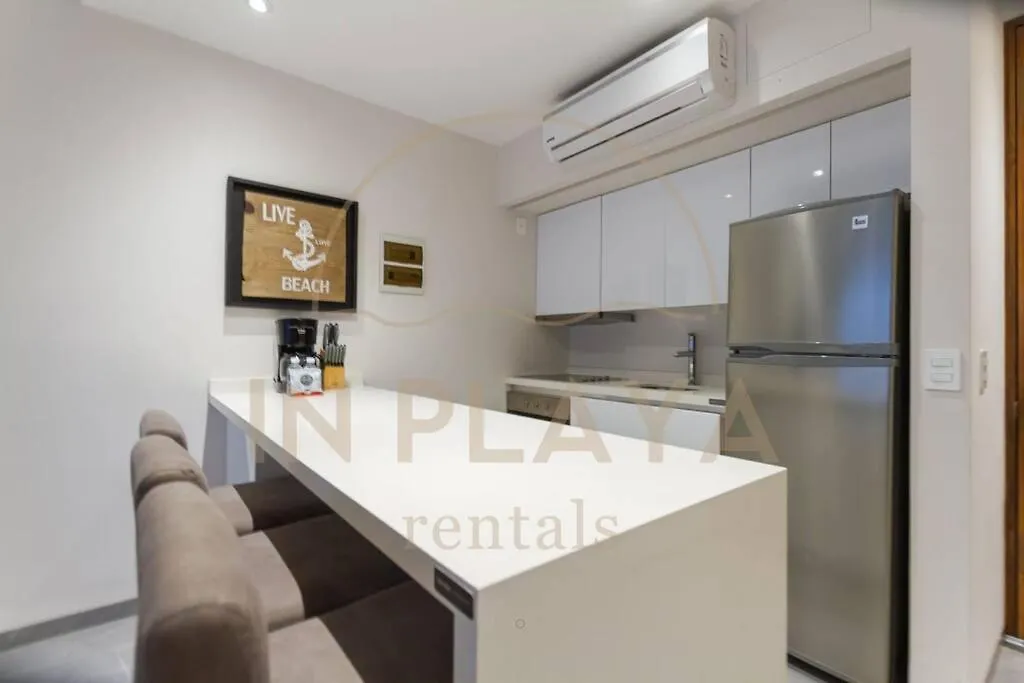 Luxury 2Br 2Ba, Sauna, Cinema, Rooftop Pool Playa del Carmen 0*,  Mexico